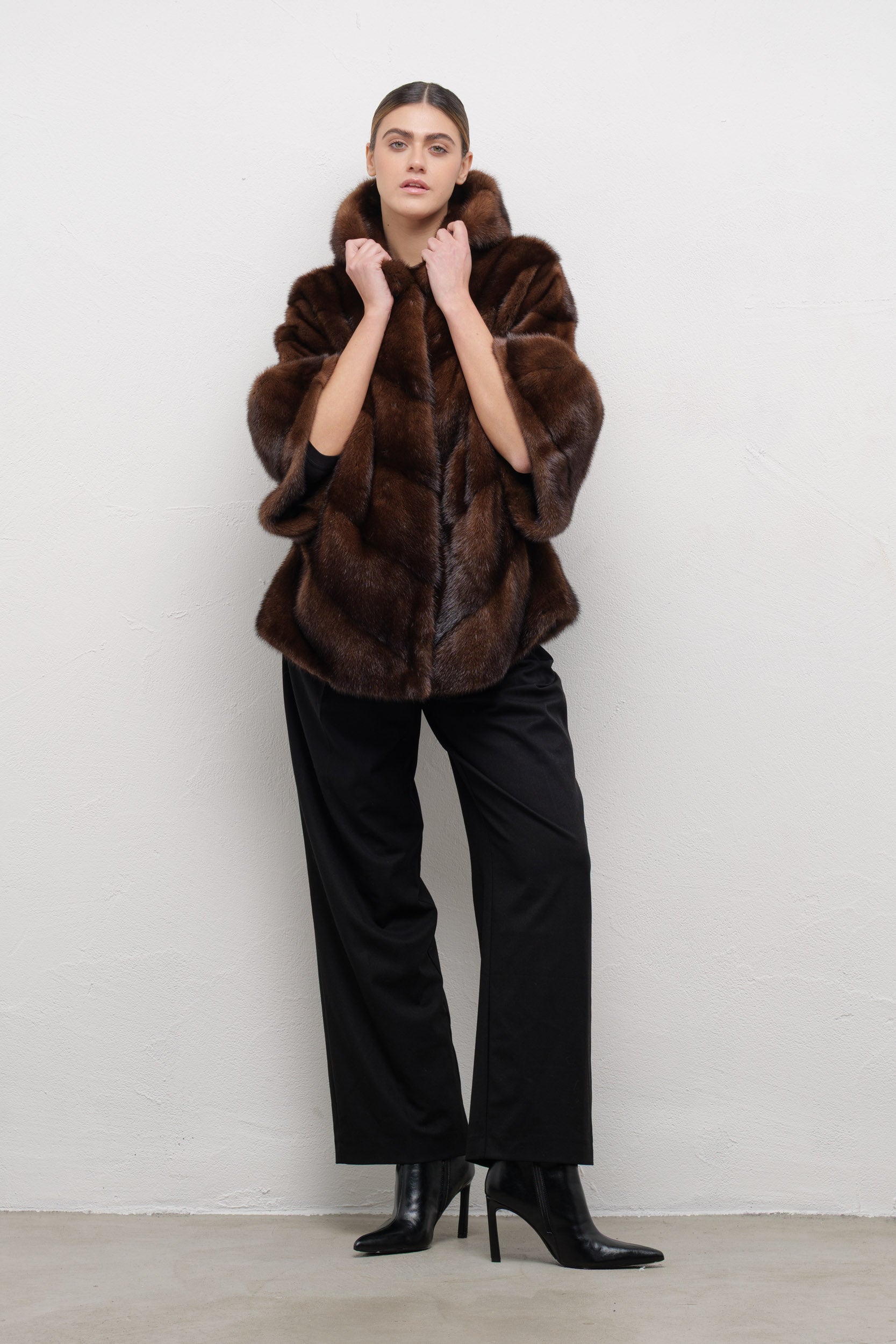 Mink – Row Nine